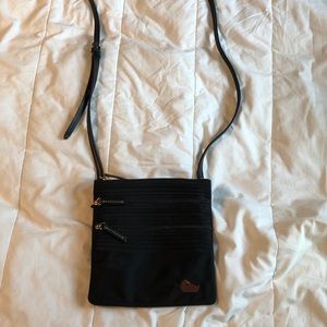 DOONEY & BOURKE CROSS BODY BAG